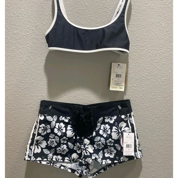 Not Available Sold In Another App - Picture 10 of 16